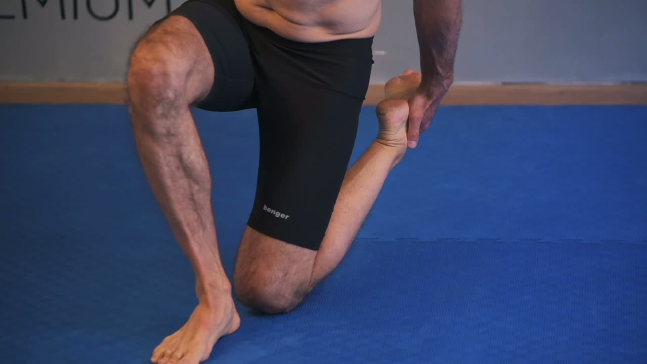 Vježba Škamp čučanj — Quantum premium gym